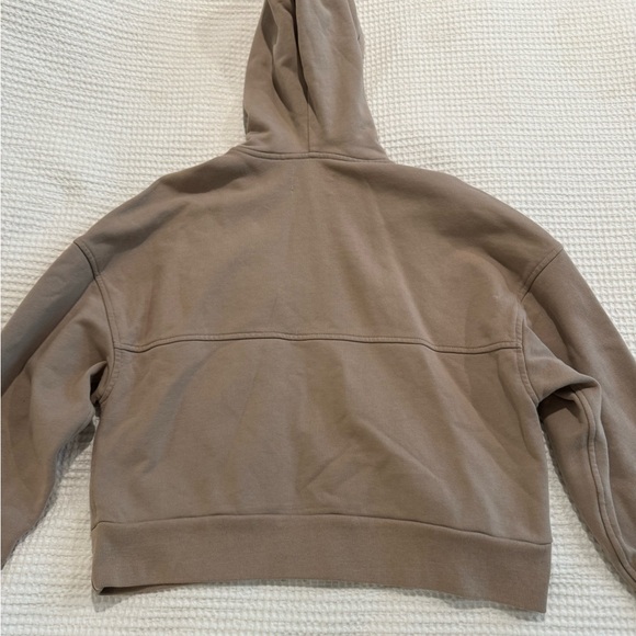 Everlane Boxy Sweatshirt - Picture 5 of 5